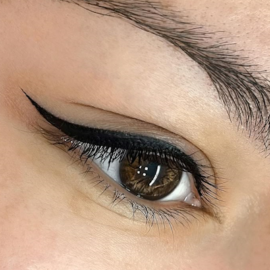 eyeliner
